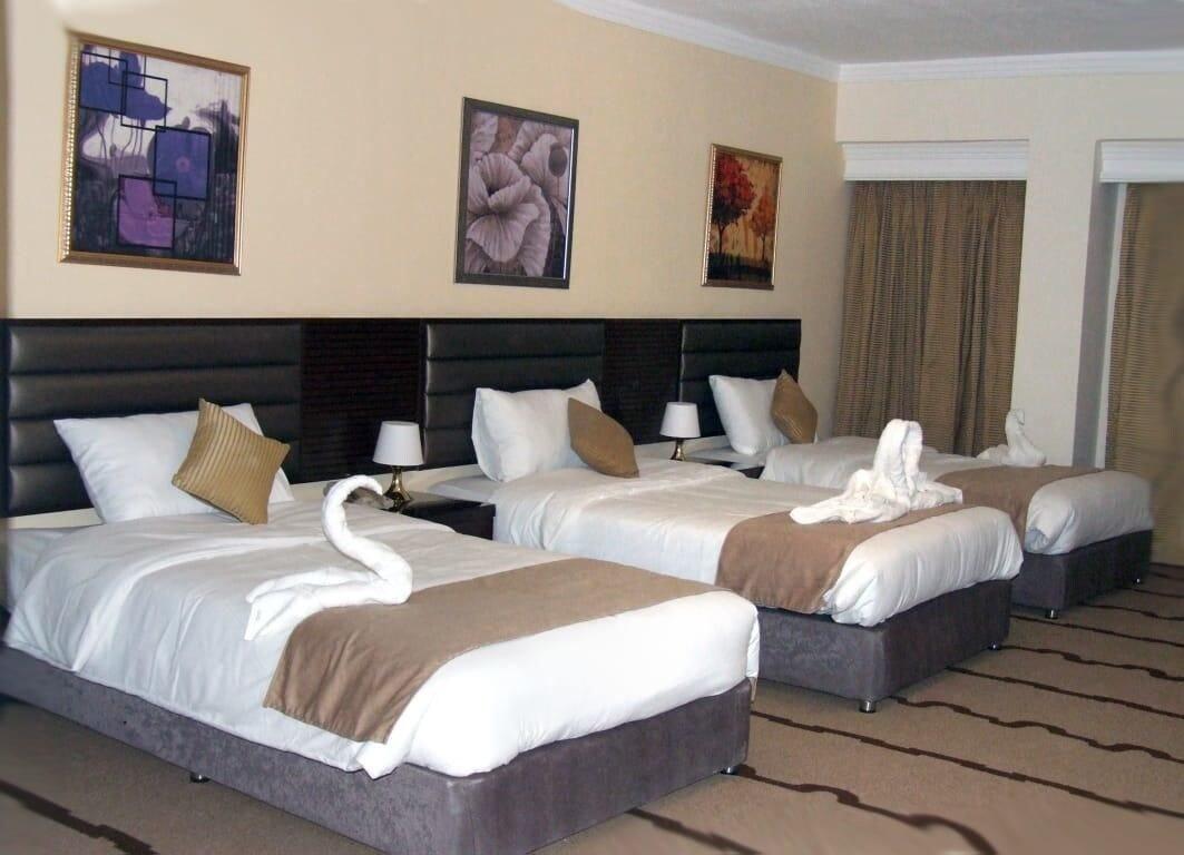 Carnival Hotel Amman Esterno foto