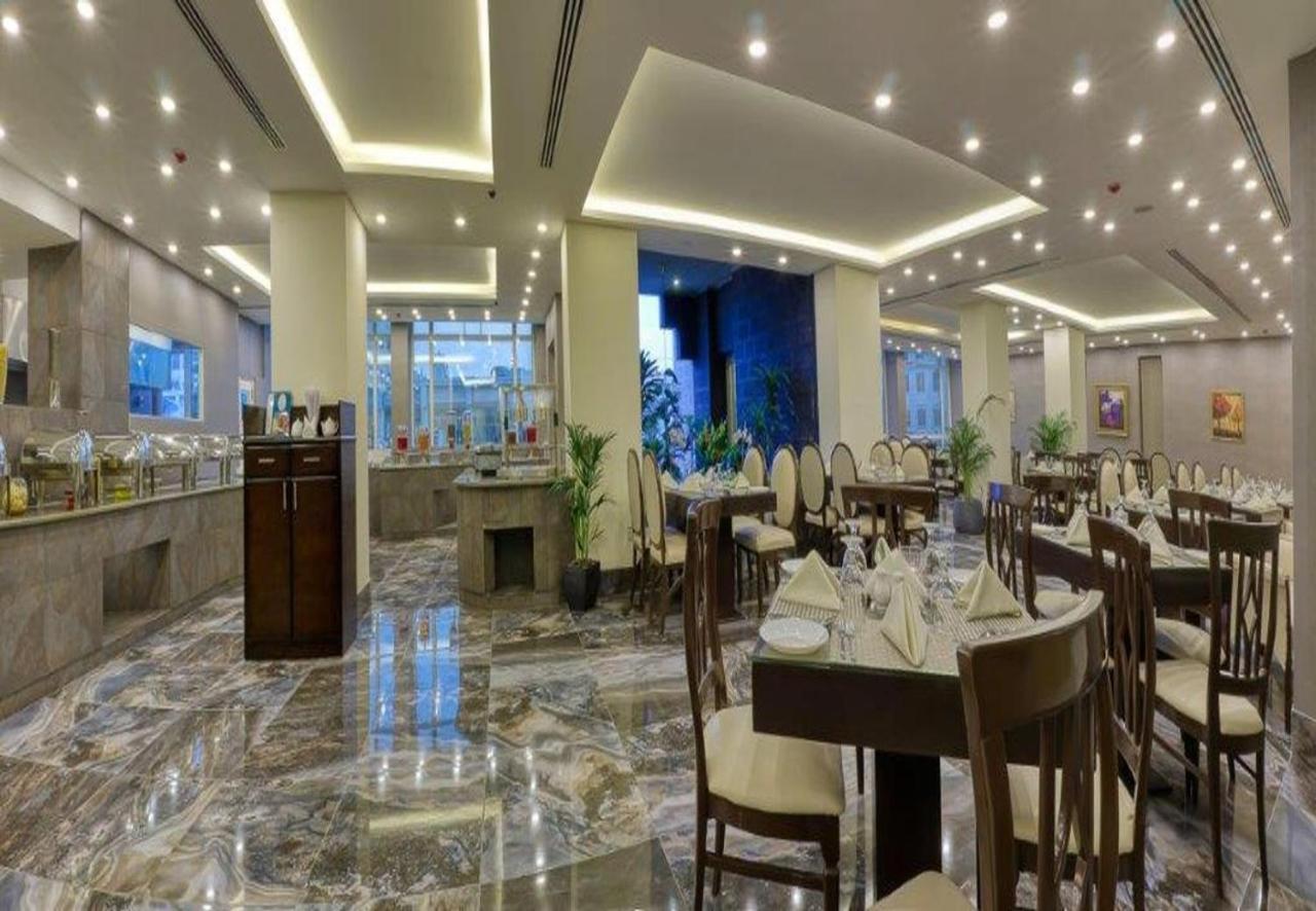 Carnival Hotel Amman Esterno foto